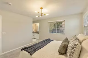 966 E Granite Peak Dr, Sandy, UT 84094 - Photo 14