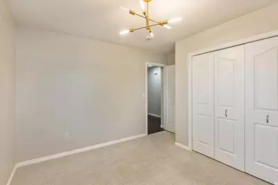 966 E Granite Peak Dr, Sandy, UT 84094 - Photo 18