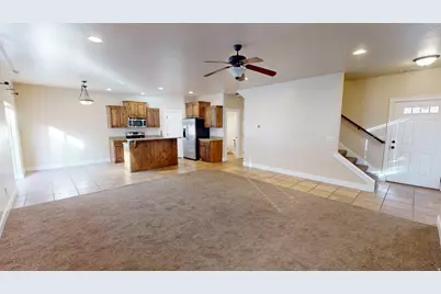 1247 N Baycrest Dr, Saratoga Springs, UT 84045 - Photo 6