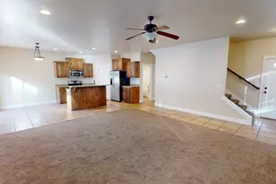 1247 N Baycrest Dr, Saratoga Springs, UT 84045 - Photo 6