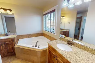 1247 N Baycrest Dr, Saratoga Springs, UT 84045 - Photo 14