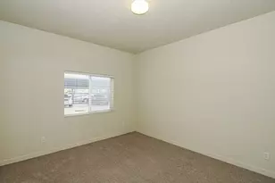 725 S 200 W, Salt Lake City, UT 84101 - Photo 14