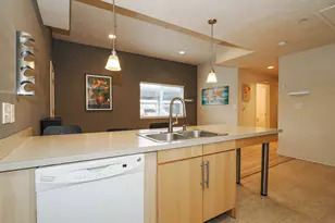 725 S 200 W, Salt Lake City, UT 84101 - Photo 12