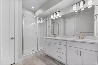 11149 S Kestrel Rise Rd, South Jordan, UT 84009 - Photo 12