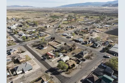 97 S 100 E, Redmond, UT 84652 - Photo 34