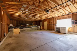 97 S 100 E, Redmond, UT 84652 - Photo 24