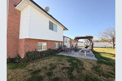 7436 S 2345 W, West Jordan, UT 84084 - Photo 8