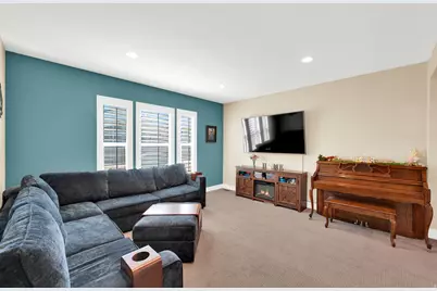 1841 W View Point Dr, Woods Cross, UT 84087 - Photo 8