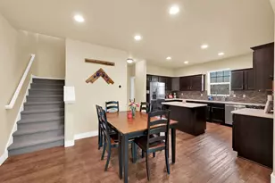 1841 W Vw Pt Dr, Woods Cross, UT 84087 - Photo 2