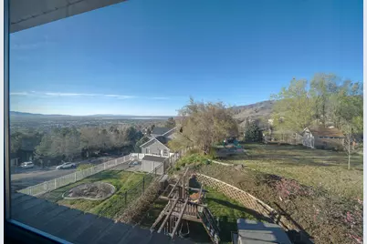 761 E San Simeon Way S, Bountiful, UT 84010 - Photo 30