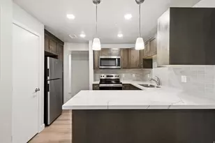 1032 E 400 S, Salt Lake City, UT 84102 - Photo 6