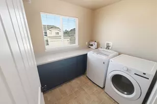 3168 W Wildflower Ln, Lehi, UT 84048 - Photo 18