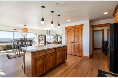 277 E Crestview Dr, Wanship, UT 84017 - Photo 16