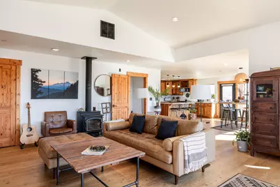 277 E Crestview Dr, Wanship, UT 84017 - Photo 2