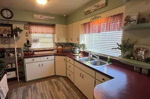 158 W 100 S, Moroni, UT 84646 - Photo 4