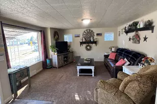 158 W 100 S, Moroni, UT 84646 - Photo 2