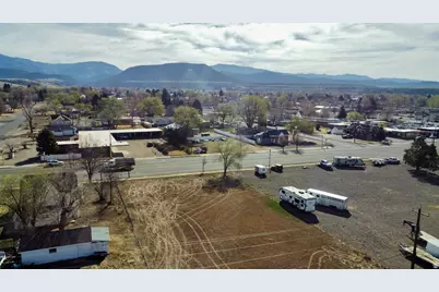 495 N Main St, Beaver, UT 84713 - Photo 10