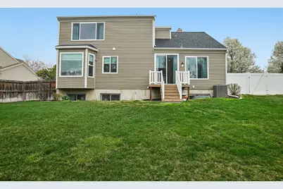 392 Cranberry Hill Dr, Draper, UT 84020 - Photo 32