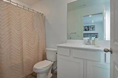 3944 N Eagle Point Ln N, Eagle Mountain, UT 84005 - Photo 18