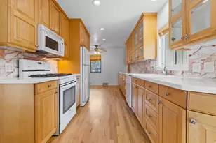 1889 E 4675 S, Holladay, UT 84117 - Photo 8