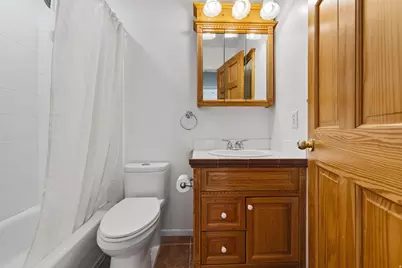 1889 E 4675 S, Holladay, UT 84117 - Photo 22