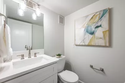 195 E North Sandrun Rd, Salt Lake City, UT 84103 - Photo 28