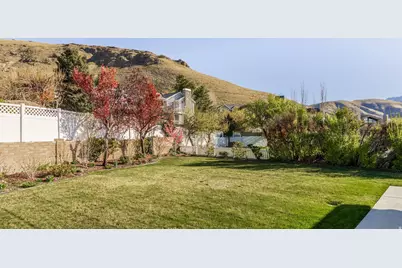 195 E North Sandrun Rd, Salt Lake City, UT 84103 - Photo 58