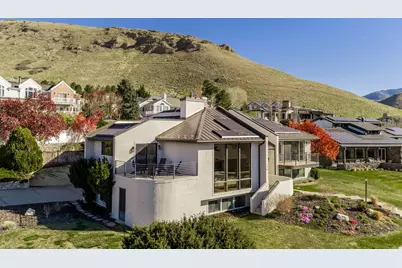 195 E North Sandrun Rd, Salt Lake City, UT 84103 - Photo 2