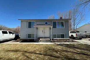 1513 S 1220 W, Vernal, UT 84078 - Photo 2