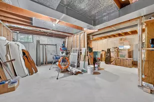 1109 E Sherwood Dr, Kaysville, UT 84037 - Photo 36