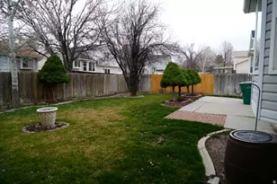 2423 W Sugar Pl, West Jordan, UT 84088 - Photo 32