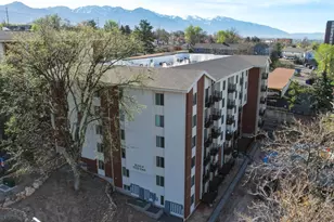 1032 E 400 S, Salt Lake City, UT 84102 - Photo 2