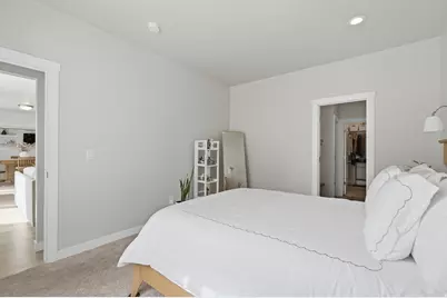 461 W June Dr, Kaysville, UT 84037 - Photo 18