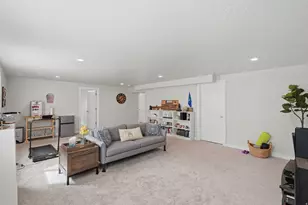 461 W June Dr, Kaysville, UT 84037 - Photo 26