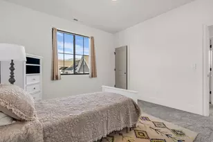 998 W 1950 N, West Bountiful, UT 84087 - Photo 48