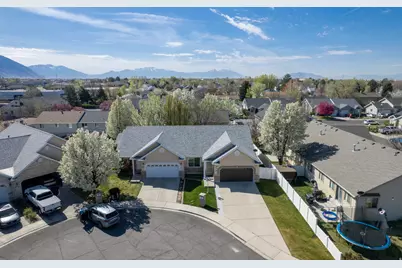 527 W 1450 N, Orem, UT 84057 - Photo 2