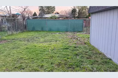 782 E 900 N, Layton, UT 84041 - Photo 26