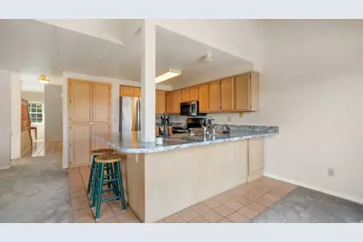 882 W Schneitter Cir, Midway, UT 84049 - Photo 8