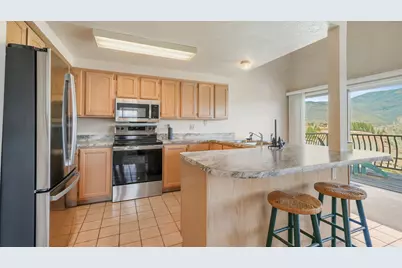 882 W Schneitter Cir, Midway, UT 84049 - Photo 8