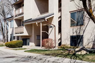 925 E Creekhill Ln, Midvale, UT 84047 - Photo 2