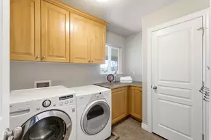 557 Miller Way, Farmington, UT 84025 - Photo 18