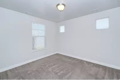 34 W Silver Springs Dr, Vineyard, UT 84059 - Photo 12