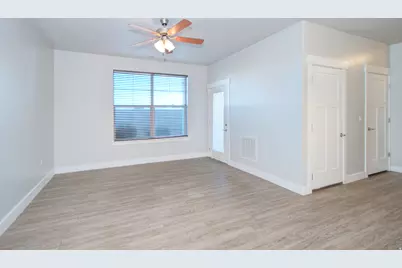 34 W Silver Springs Dr, Vineyard, UT 84059 - Photo 10