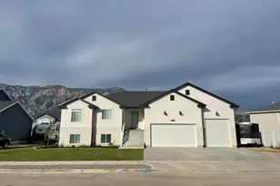 3834 N 2550 W, Farr West, UT 84404 - Photo 2