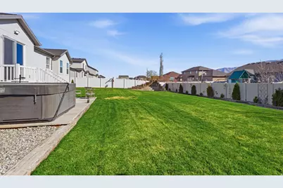 5640 N Parkview Dr, Stansbury Park, UT 84074 - Photo 42