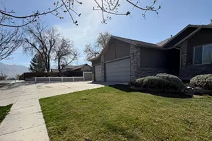 51 W Stauffer Ln S, Murray, UT 84107 - Photo 4