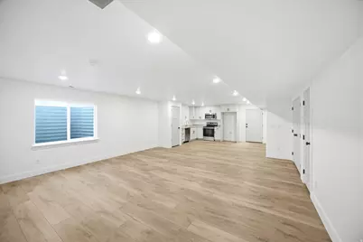 816 S 1300 E, Spanish Fork, UT 84660 - Photo 14