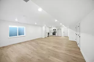 816 S 1300 E, Spanish Fork, UT 84660 - Photo 14