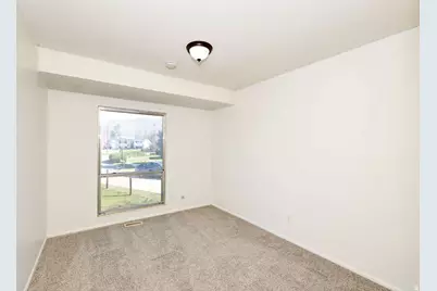 958 E 175 S, Layton, UT 84041 - Photo 34