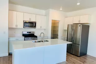 3875 W Cold Pond Ave, Lehi, UT 84043 - Photo 4